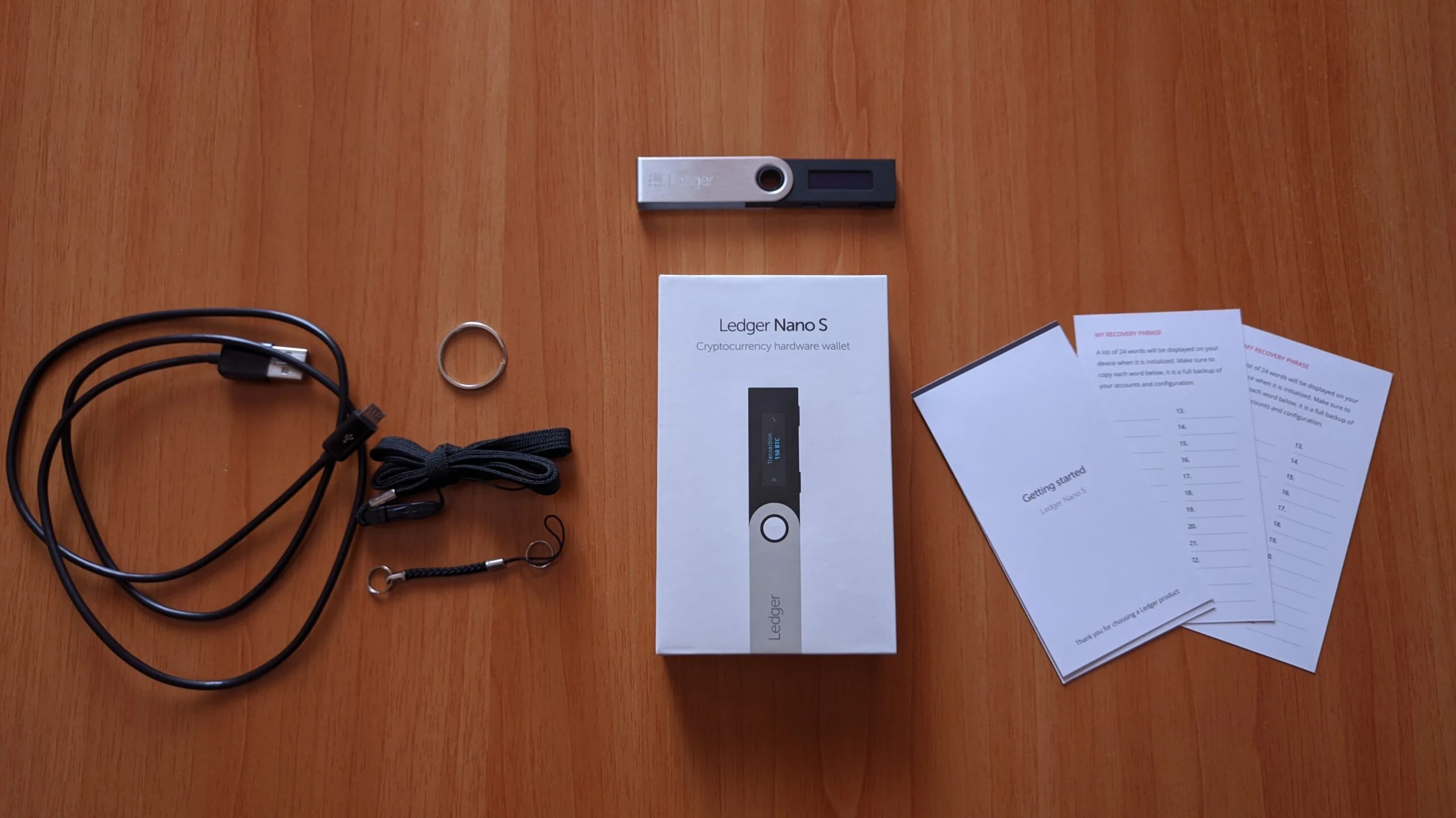 Ledger Nano S Unboxing